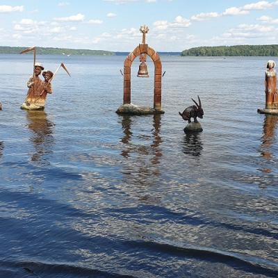 Brendancios Medzio Skulpturos